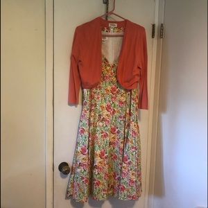 Talbots Brand, well made. Summer Dress with shrug, wide strap,floral design.